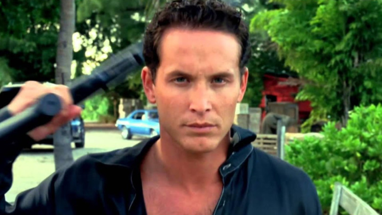 Cole Hauser Carter Verone gun