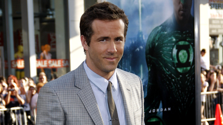 Ryan Reynolds at Green Lantern premiere