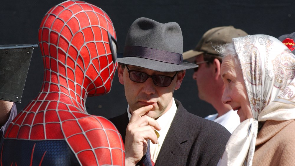 Tobey Maguire, Sam Raimi, and Rosemary Harris on the set of Spider-Man 2