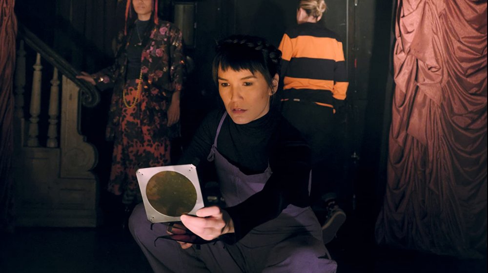 Zoe Chao as Isobel in Strangers