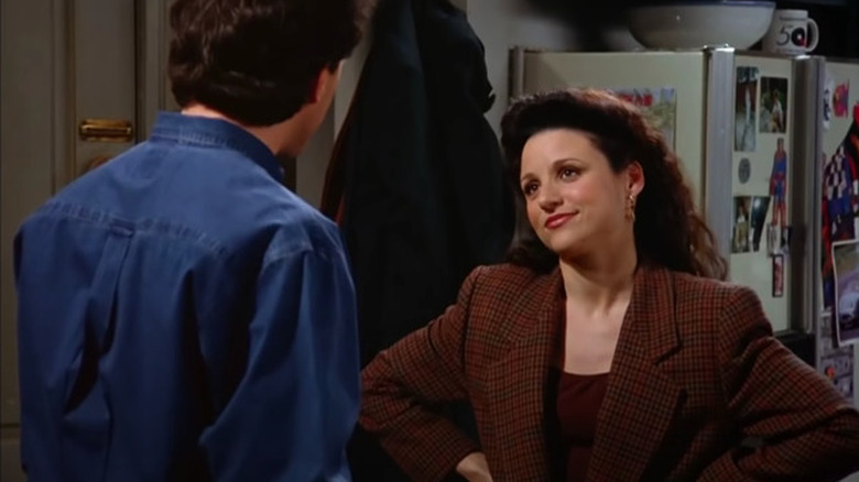 Elaine talking to Jerry in his apartment