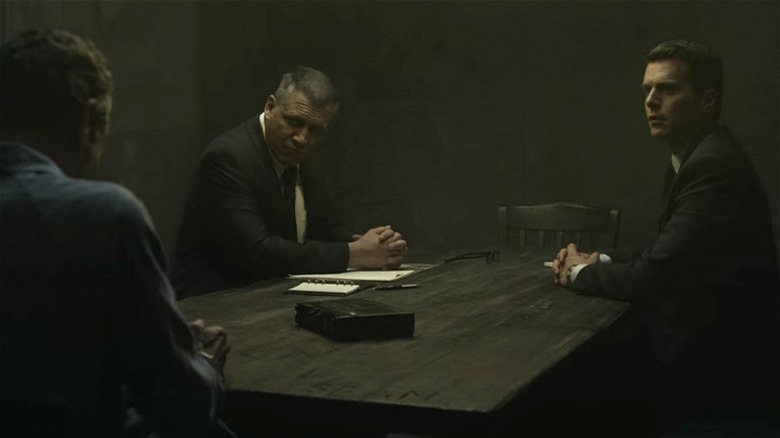 Holt McCallany and Jonathon Groff interrogating on Mindhunter