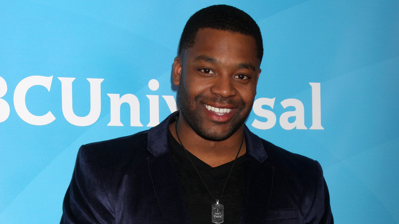 LaRoyce Hawkins smiling 