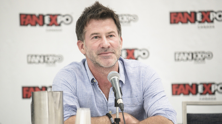 Joe Flanigan speaking on a panel at Fan Expo Canada 2018