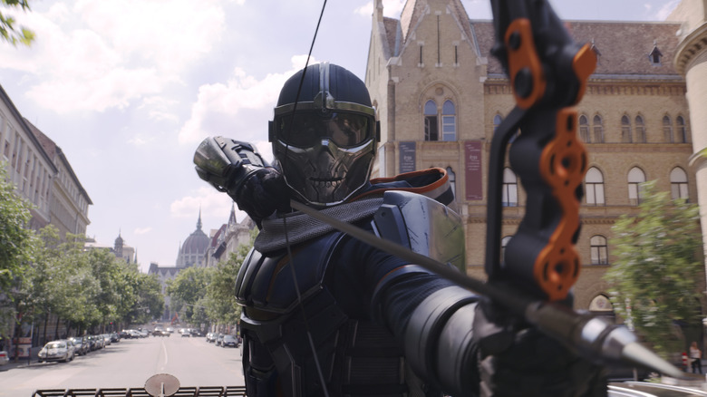 Taskmaster aiming an arrow in Black Widow