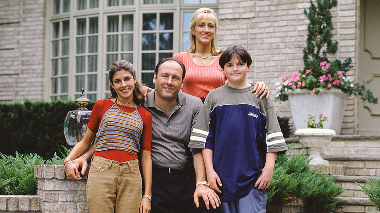 Jamie-Lynn Sigler, James Gandolfini, Edie Falco and Robert Iler looking happy as the Sopranos