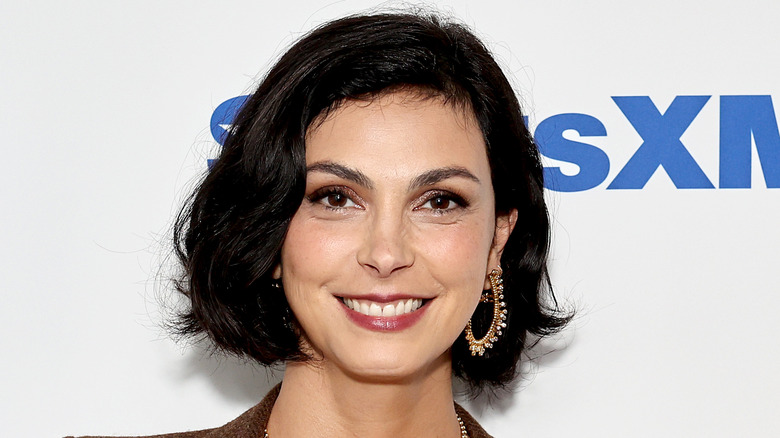 Morena Baccarin chic brown bob