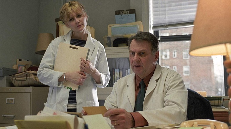 Kirsten Dunst and Tom Wilkinson 