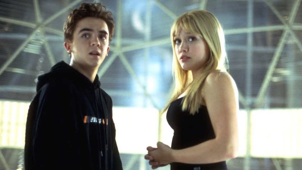 Frankie Muniz as Agent Cody Banks with Hilary Duff