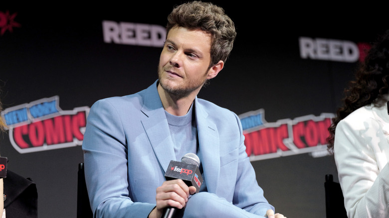 Jack Quaid on a panel at the 2024 New York Comic Con