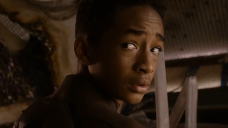 Kitai Rage looks over his shoulder in After Earth (2013)