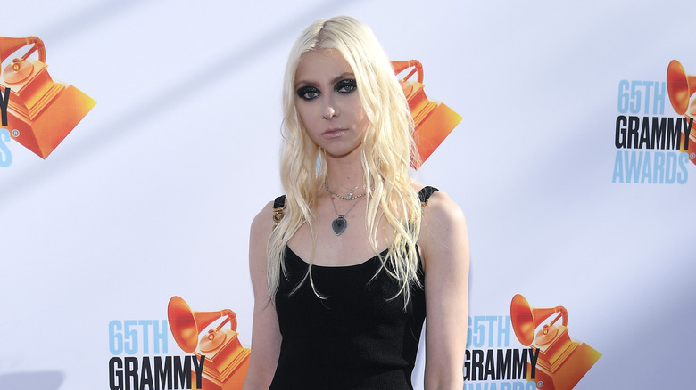 Taylor Momsen poses for photos at an event