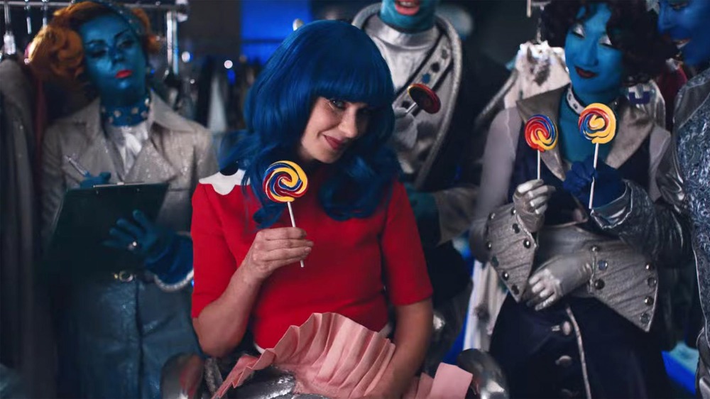 Zooey Deschanel Katy Perry video