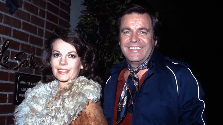 Natalie Wood and Robert Wagner smile