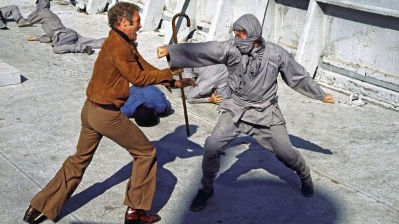 James Caan fights a ninja
