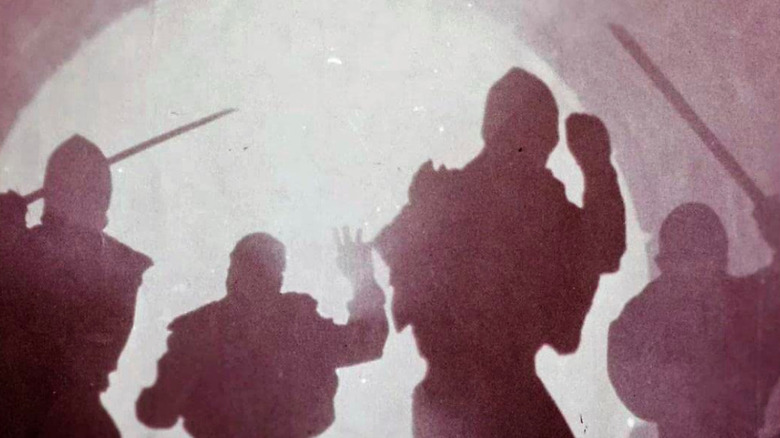 Silhouettes of ninja