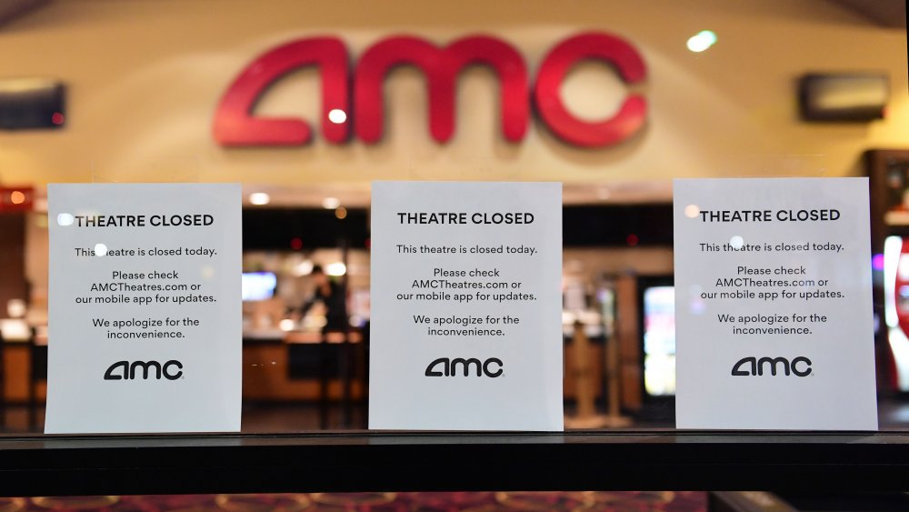 AMC theater closing signs 2020