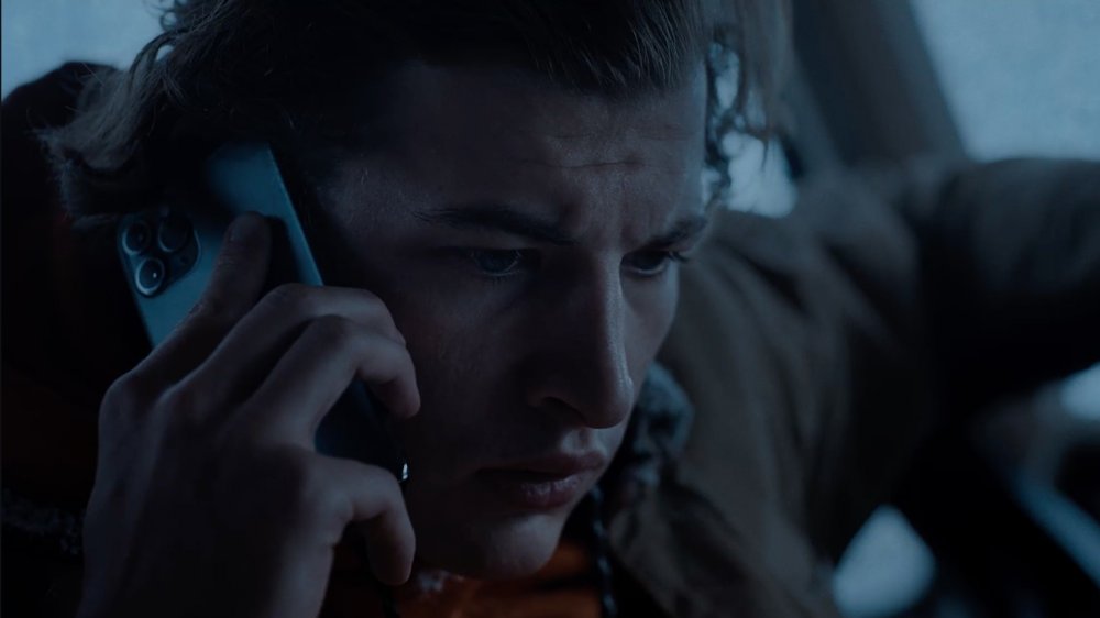 Tye Sheridan in Wireless