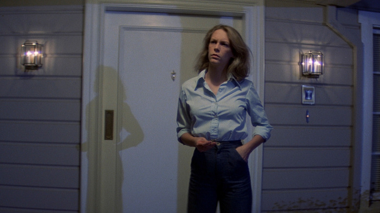 Laurie Strode outside house