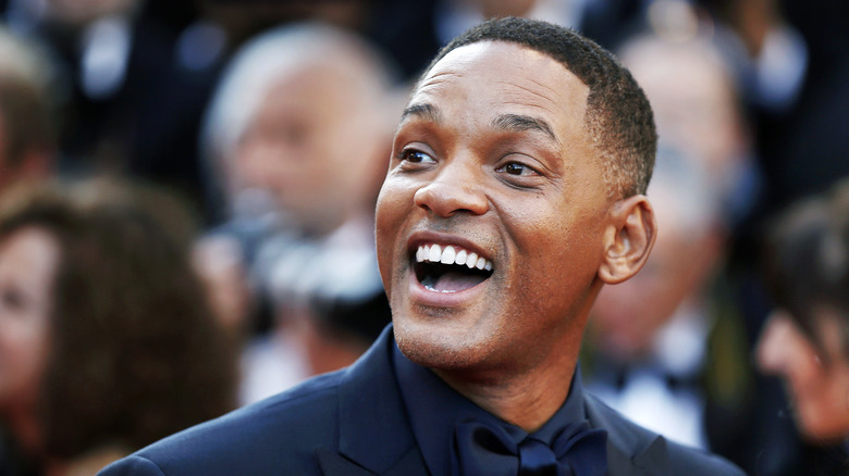 Will Smith opening his mouth wide