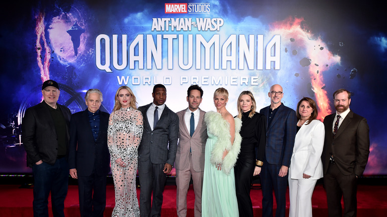 Ant-Man and the Wasp: Quantumania cast posing at premiere