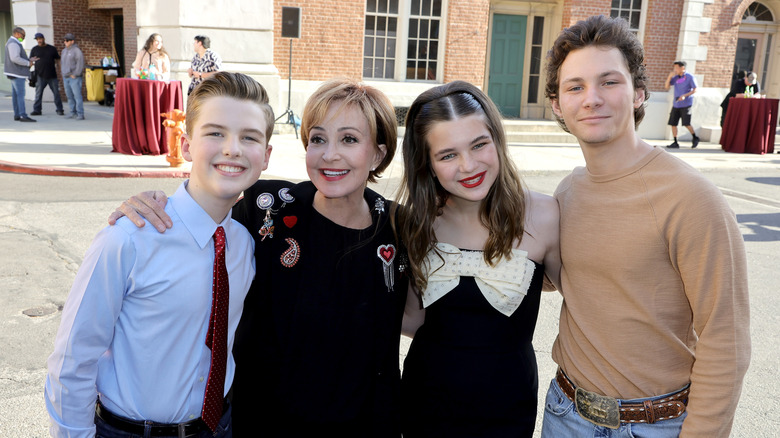 Annie Potts poses with her co-stars