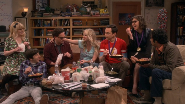 Sheldon and friends eat dinner