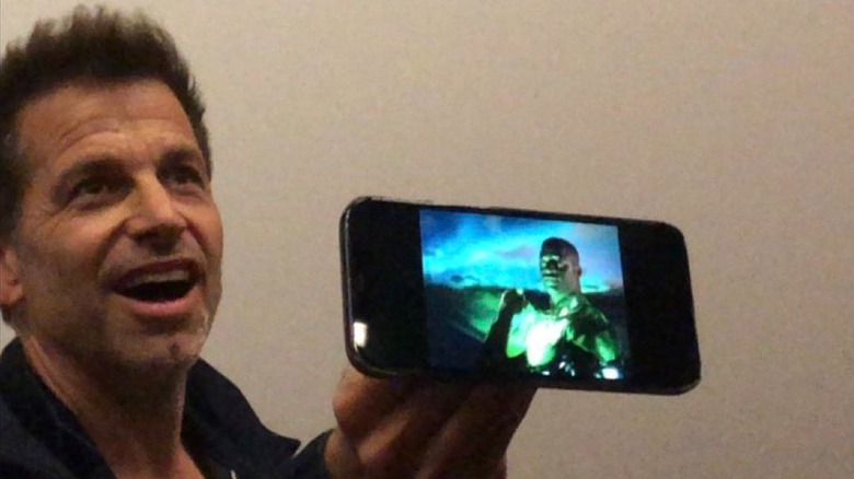 Zack Snyder reveals Green Lantern