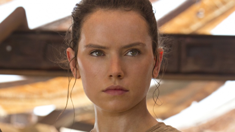 Star Wars Jj Abrams Reveals Big Clue About Reys Past 