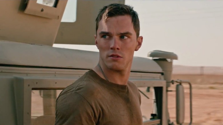 See Henry Cavill And Nicholas Hoult In The First Trailer For Netflix S Sand Castle