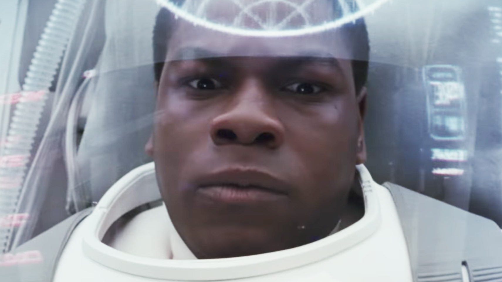 Finn Finally Wakes Up In New Star Wars: The Last Jedi TV Spot